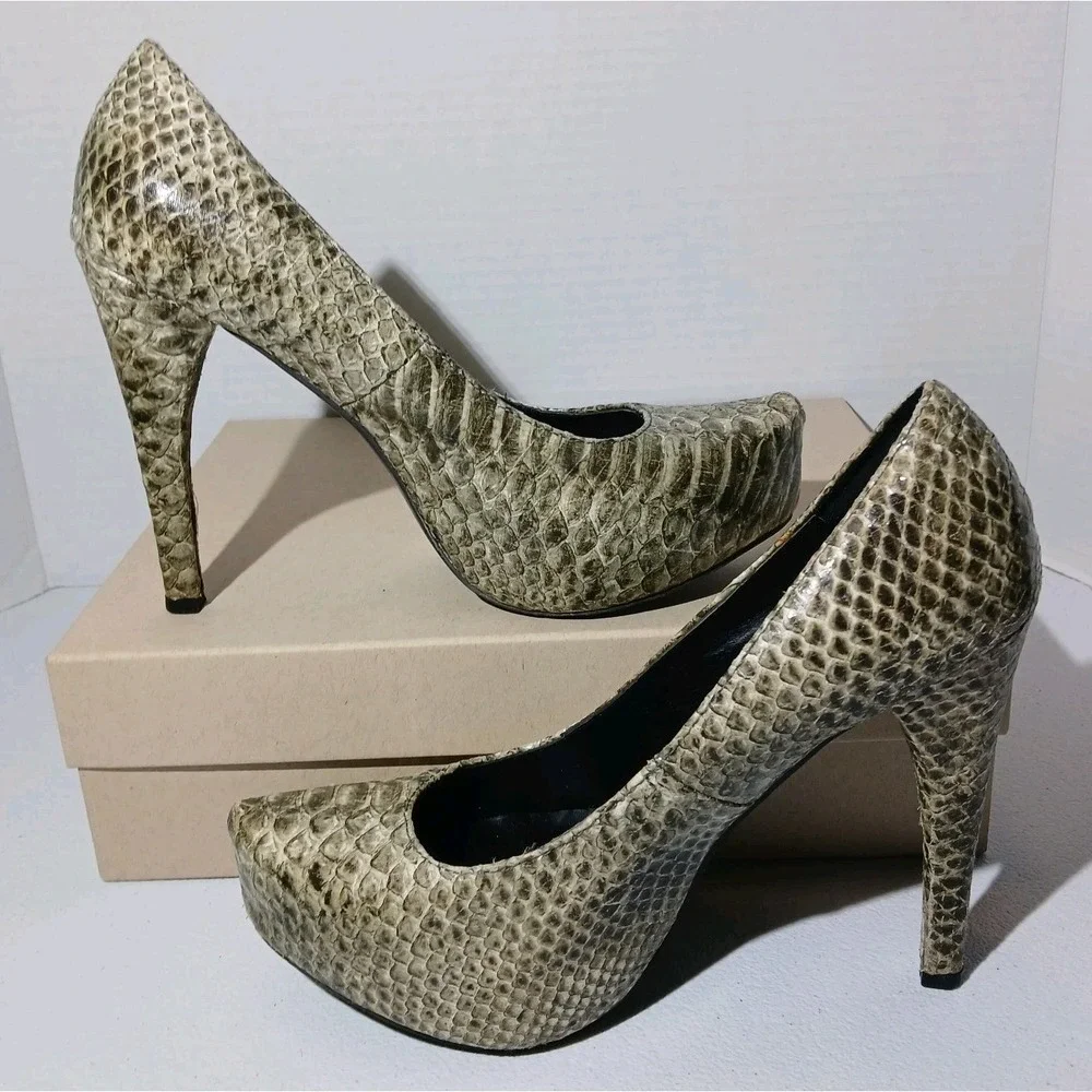 Snake Skin Black & Gray Print Penny Loves kenny‎ 5' Stilleto Heels Size 7 #1352
